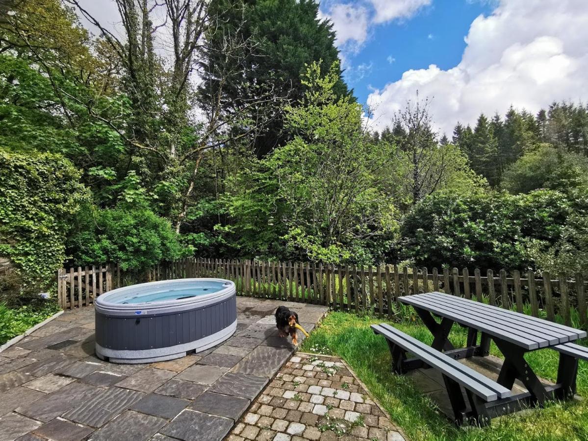 Swansea Valley Holiday Cottages Cilybebyll 외부 사진